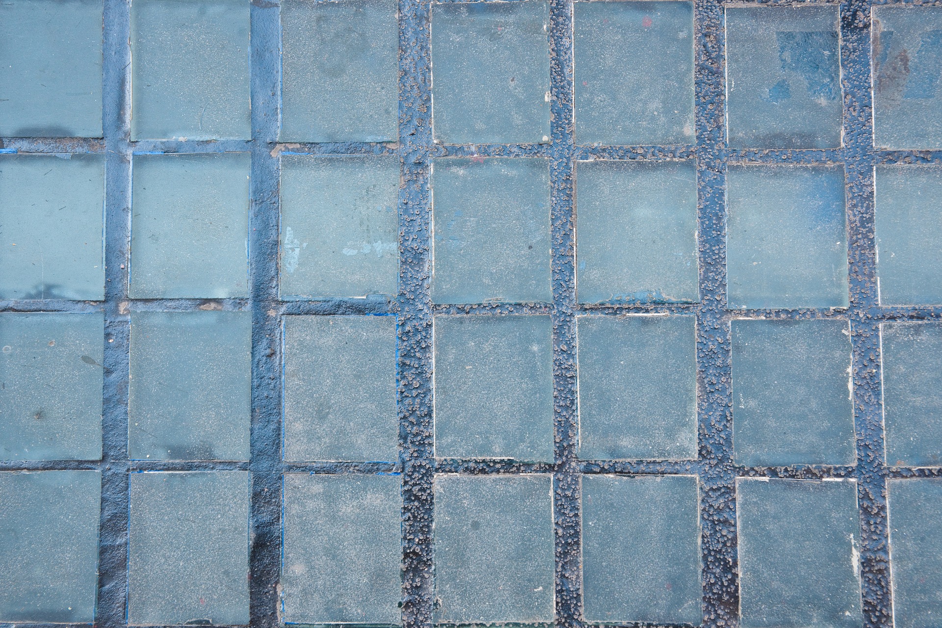 Types of Tiles Glass