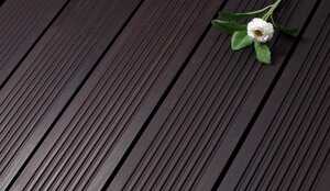 Bamboo flooring comes in three main varieties