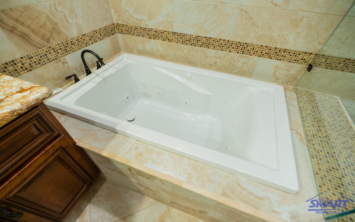 Smart Remodeling LLC -Bath tub Remodeling and Renovation Houston