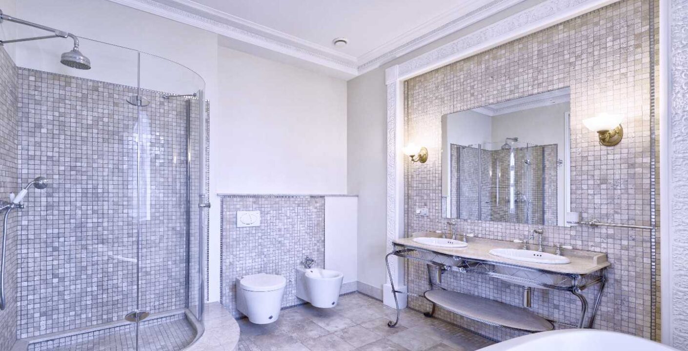 7 Best Shower Remodel Ideas to Try Out This Season