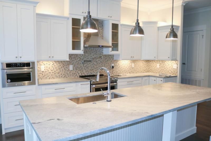 kitchen countertop cleaning