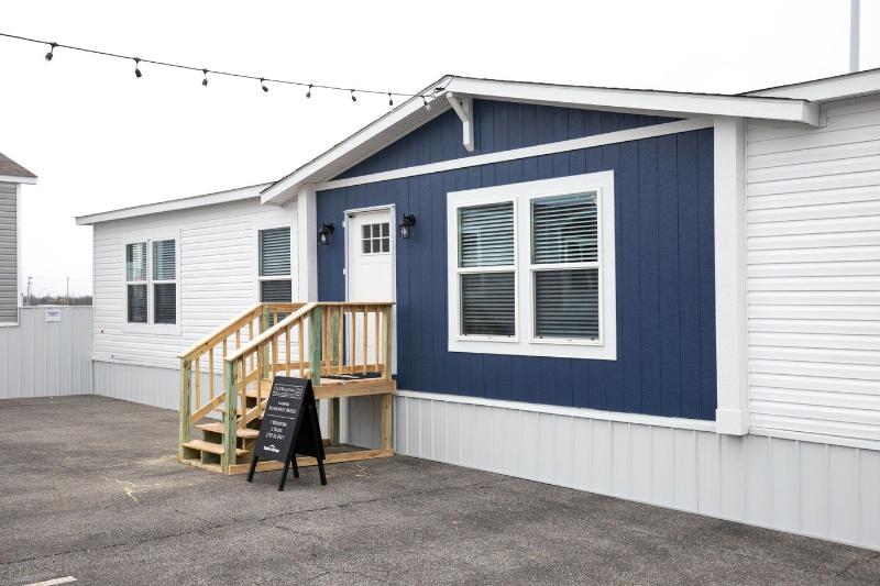 HOW TO REMODEL A MOBILE HOME