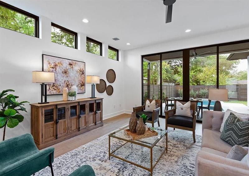 living room side view 
