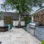 outdoor kitchen contractor